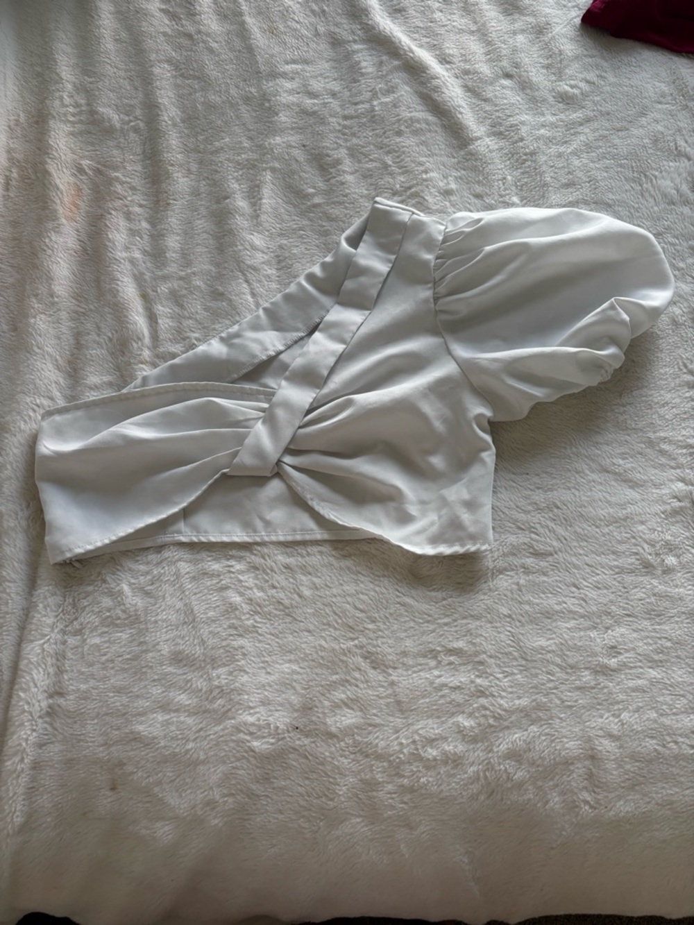 White One-Shoulder Puff Sleeve Crop Top
